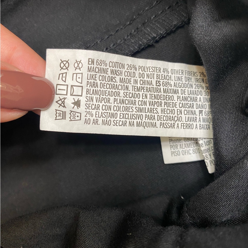 Forever 21 Plus Black High-Waisted Jeans - Picture 4 of 4